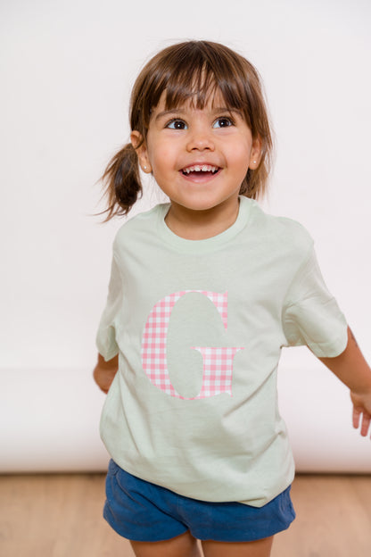 Camiseta Estampada Verde con inicial Kids