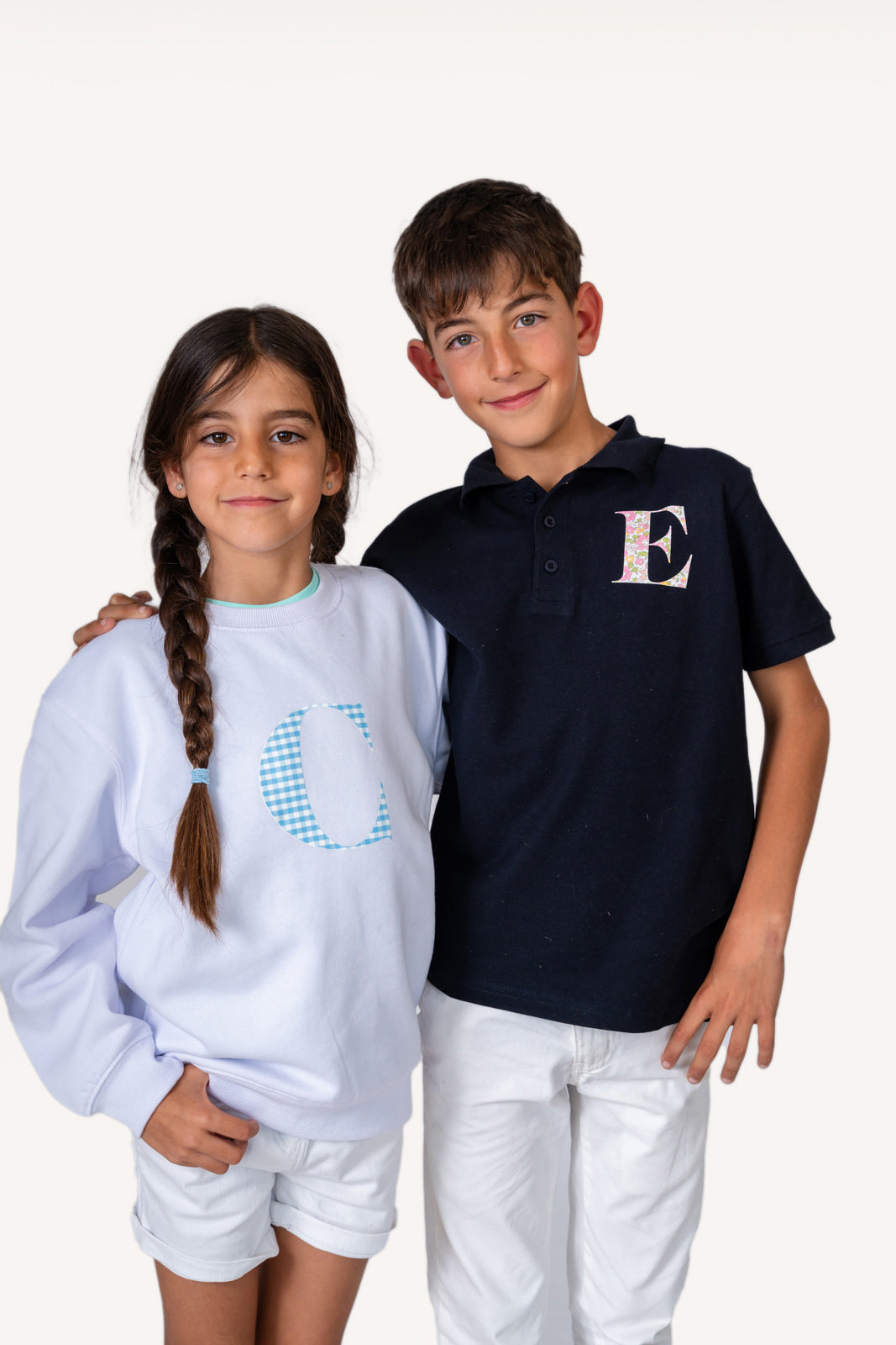 Sudadera Estampada Blanca con inicial Kids