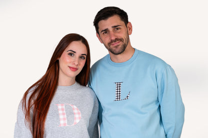 Sudadera Estampada Gris con inicial Unisex