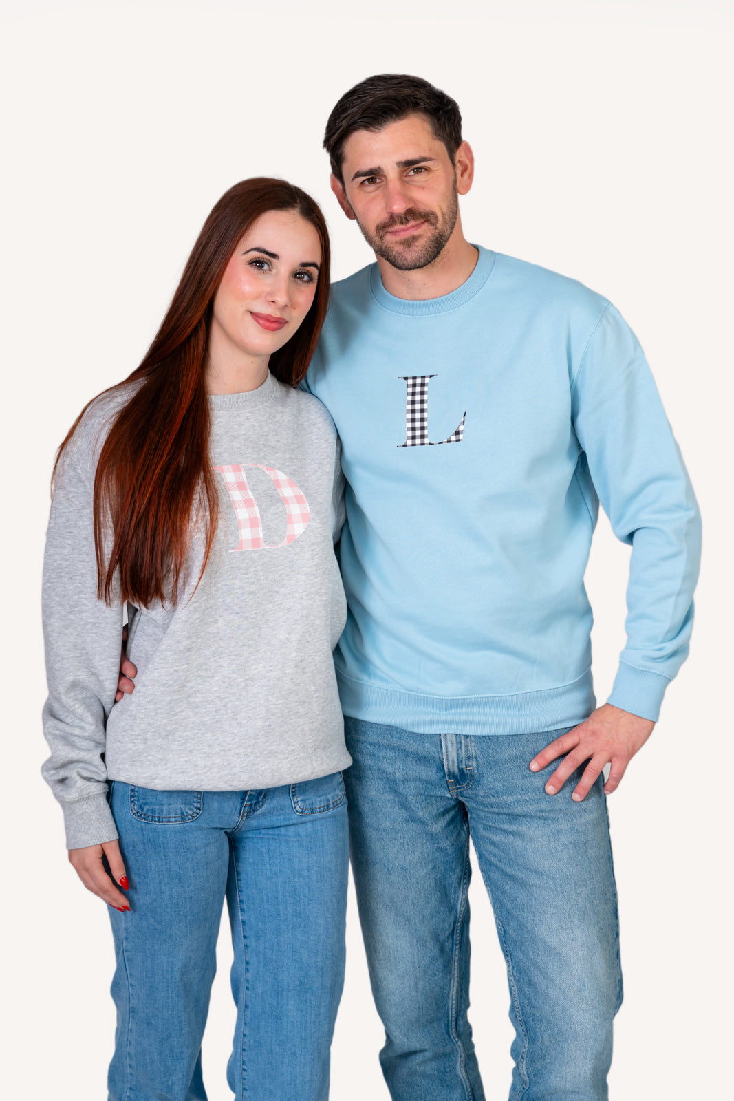 Sudadera Estampada Gris con inicial Unisex