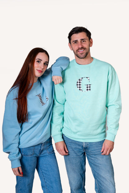 Sudadera Estampada Mint con inicial Unisex